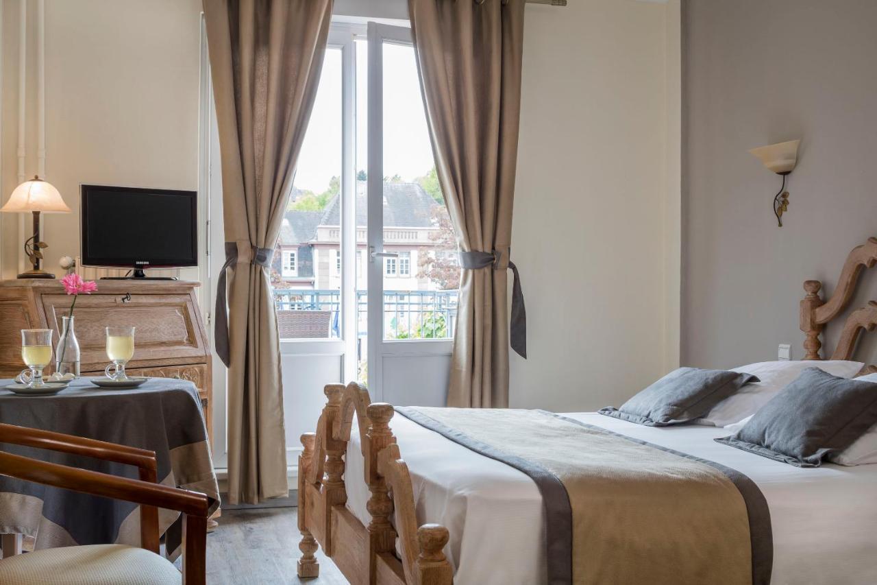 Hotel Restaurant Le Bristol نيديربرون ليه باينس المظهر الخارجي الصورة