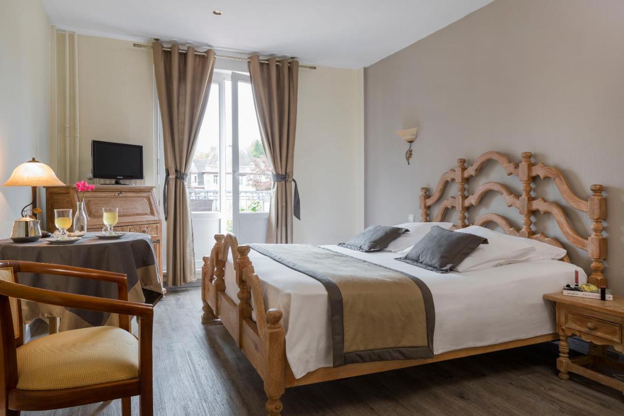 Hotel Restaurant Le Bristol نيديربرون ليه باينس المظهر الخارجي الصورة