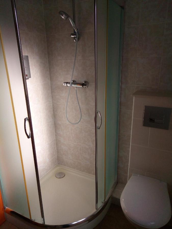 Hotel Restaurant Le Bristol نيديربرون ليه باينس المظهر الخارجي الصورة