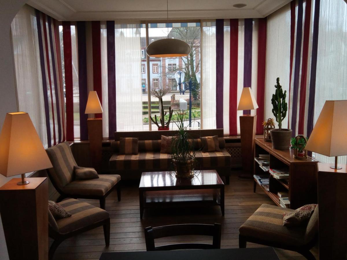 Hotel Restaurant Le Bristol نيديربرون ليه باينس المظهر الخارجي الصورة